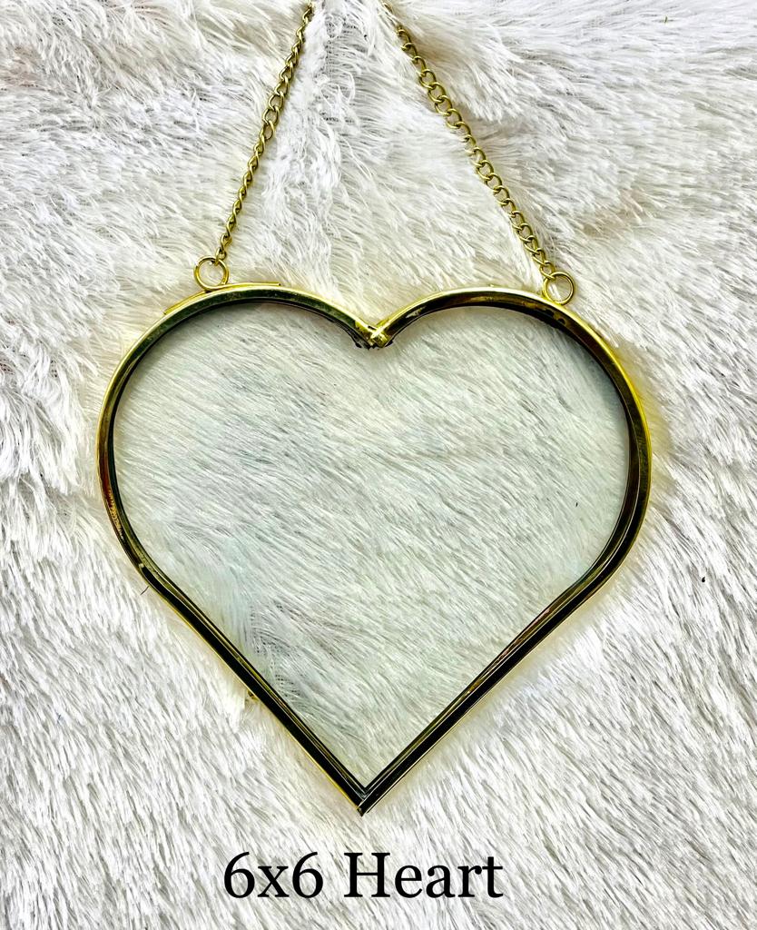 6x6 Vintage Frame Heart shape