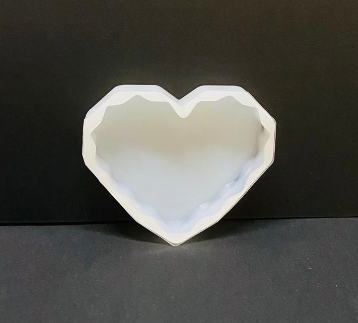 3 inch Diamond Cut Heart Mold